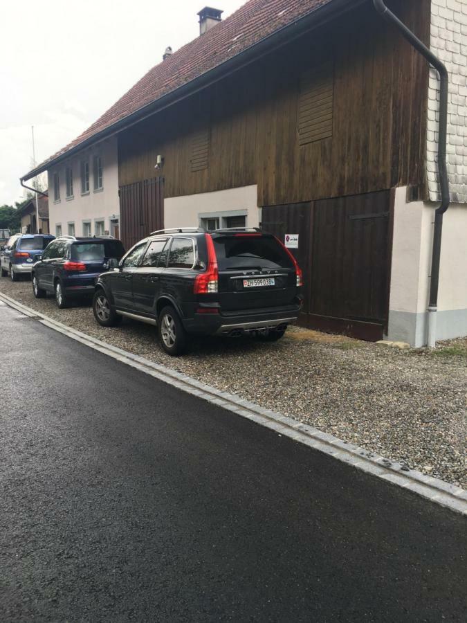 Stadtrand Winterthur Apartment Wiesendangen ภายนอก รูปภาพ